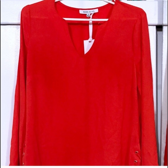 NWT Rose + Olive Long Sleeved V-Neck Persimmon Top - Picture 4 of 7